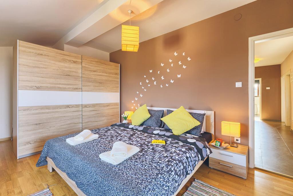 Dea Vista Amazing Sunsets Apartment Banjole Exterior photo